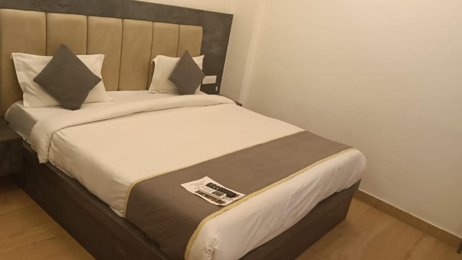 Kashi Hotel 2*
